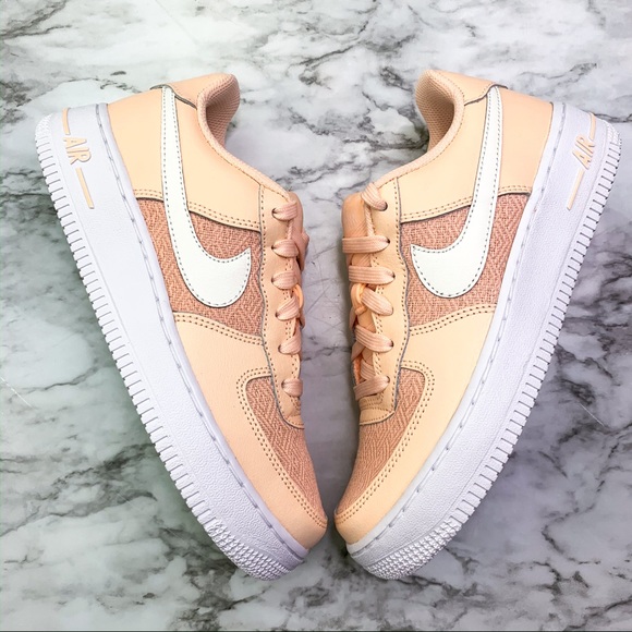 ♥️SOLD♥️Nike Air Force 1 LV8 Double Pink Sneaker - Picture 2 of 6